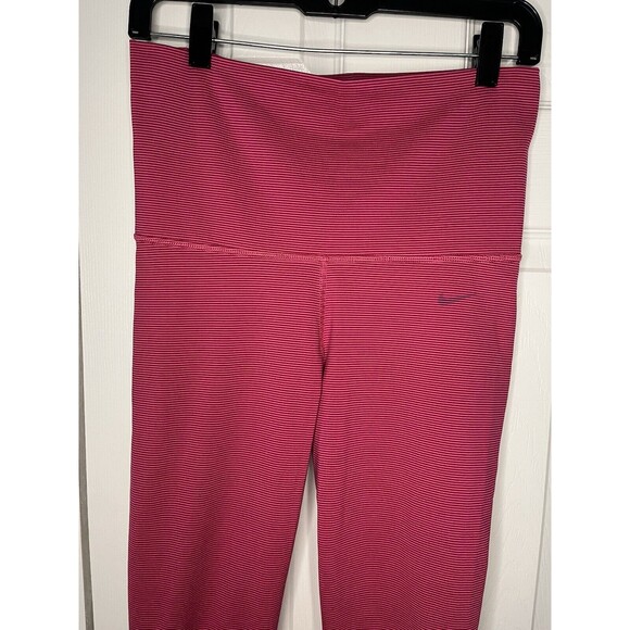 Women’s Nike DRI-FIT Leggings Pink  Cropped Striped Print  Size Small S - Picture 4 of 6